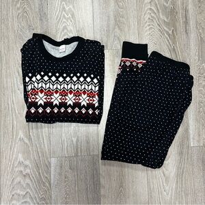 Hanna Andersson black, white & red snowflake pajama set